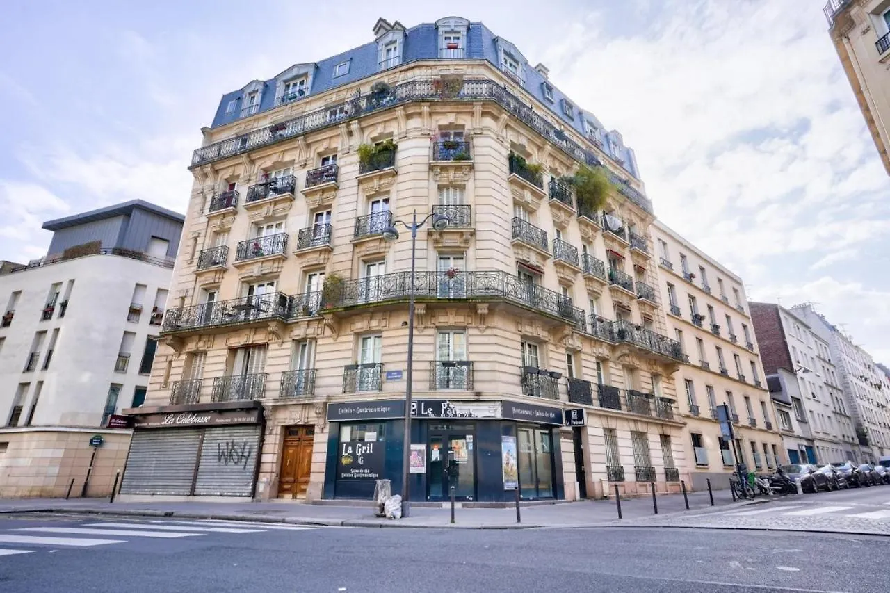 Apartment For 2 People - Paris 18